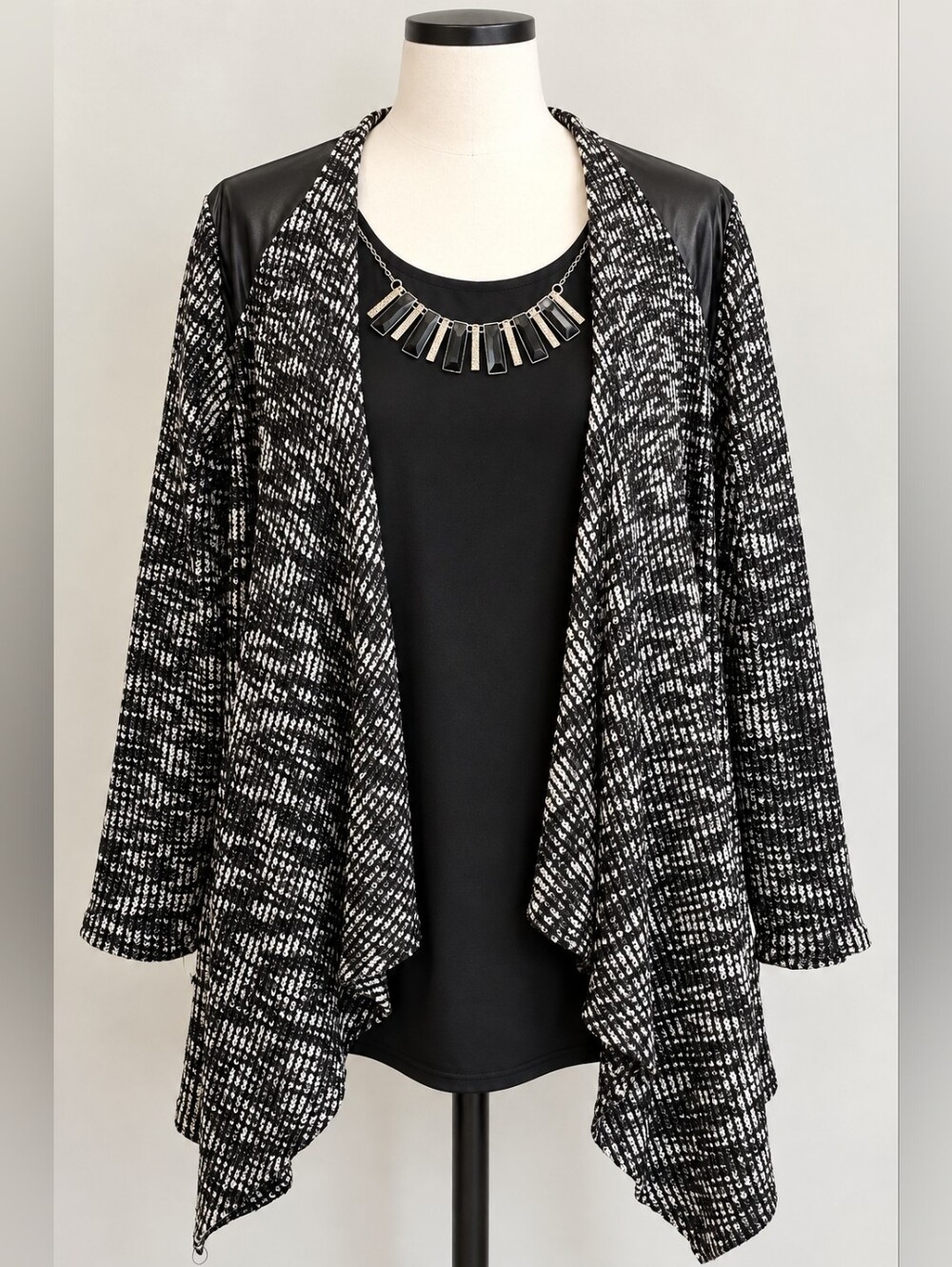 NWD & Candy Couture Plus 1X 2-Piece Cardigan Tunic Statement Necklace Set